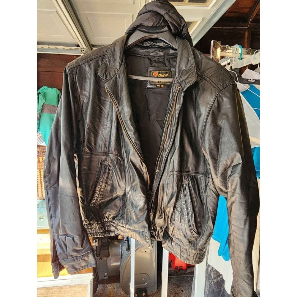 Mens leather Bomber jacket- 48R